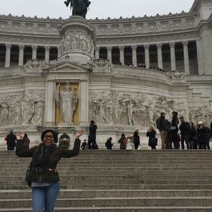 Meet your Posher, Alexis